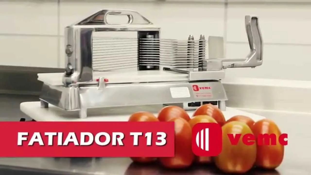 Imagem do vídeo oficial do Fatiador de Tomates T-13 no canal da VEMC no YouTube